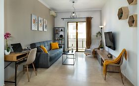 Central Apt. With Parking - 3 Min From Old Port
